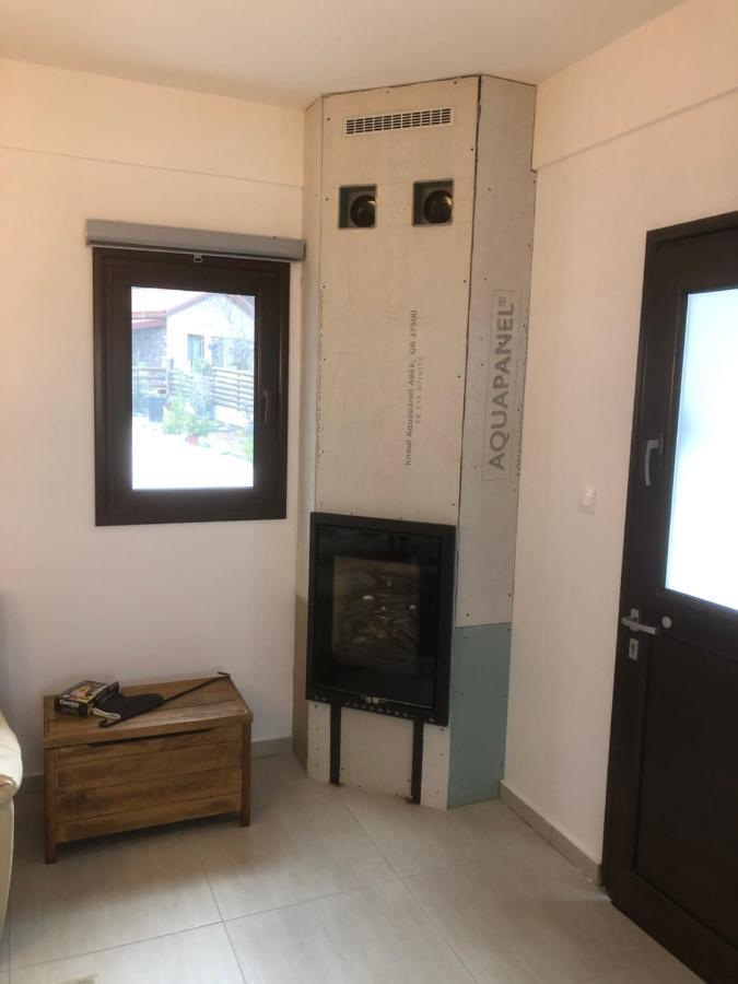 Diamond Stone Wooden Guest House Chandria Buitenkant foto